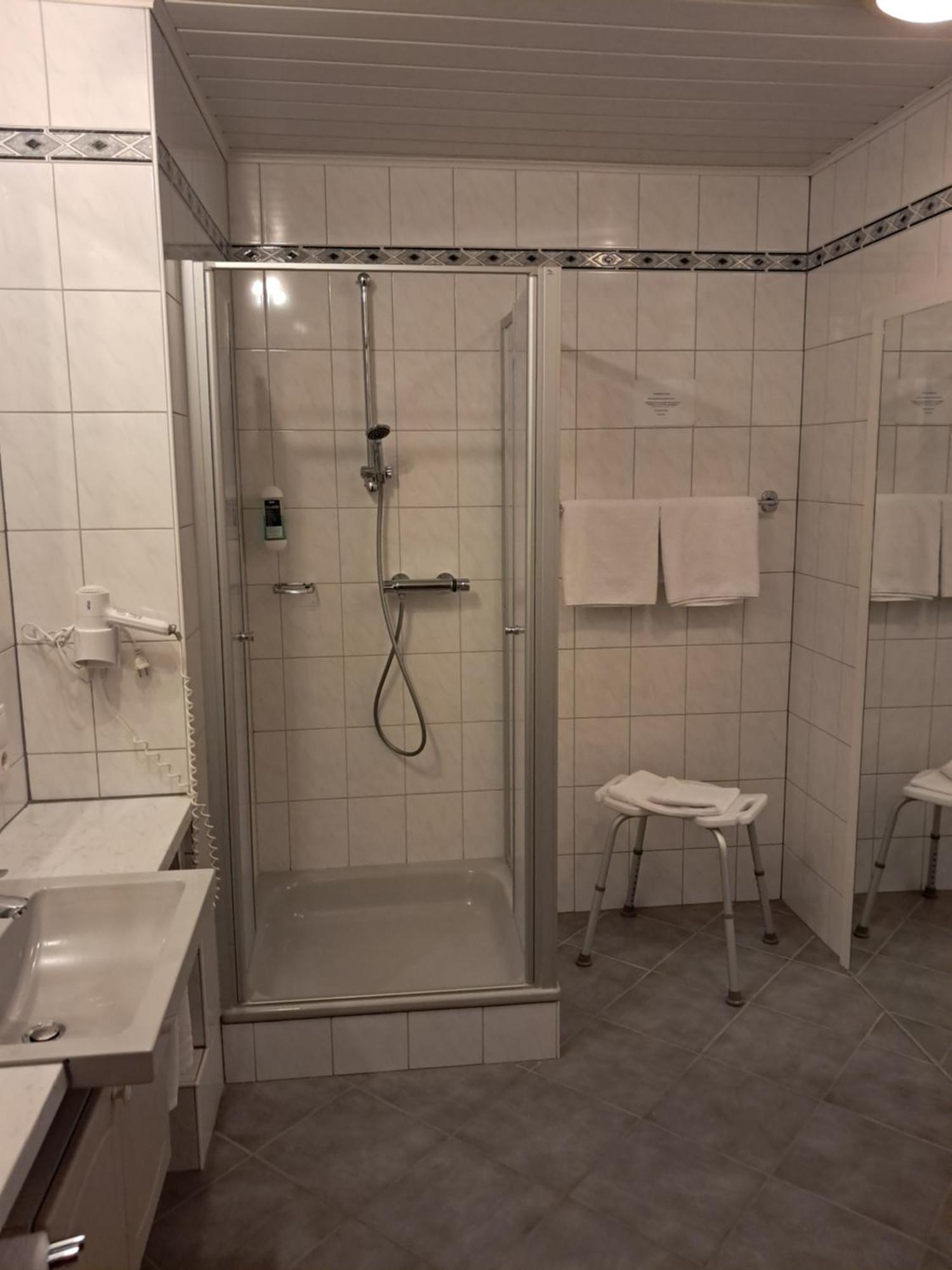 Hotel Diekgerdes, Cloppenburg Esterno foto